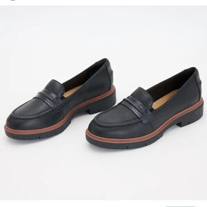 CLARKS Black Westlynn  Loafer-6W